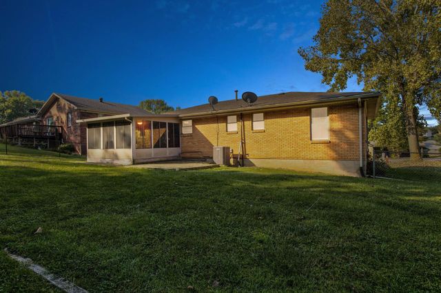 1055 Iroquois Drive, Mt Sterling, KY 40353