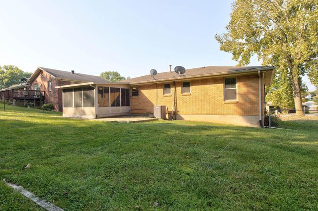 1055 Iroquois Drive, Mt Sterling, KY 40353