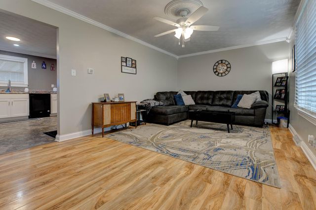 1055 Iroquois Drive, Mt Sterling, KY 40353