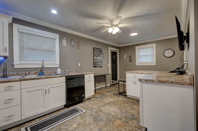 1055 Iroquois Drive, Mt Sterling, KY 40353