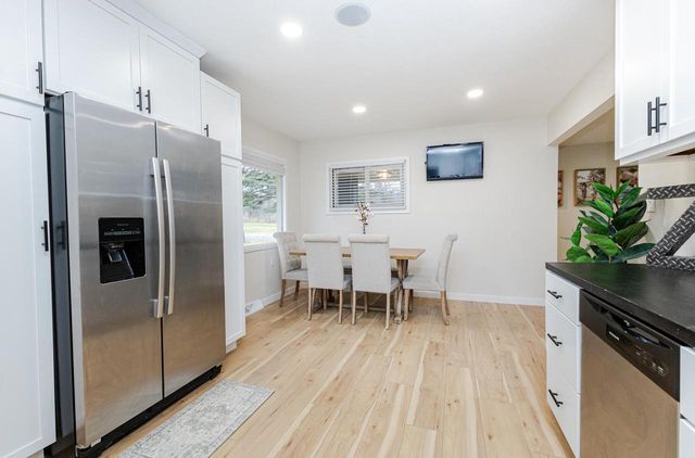 10341 W Vera AVENUE, Milwaukee, WI 53224