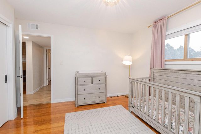 10341 W Vera AVENUE, Milwaukee, WI 53224