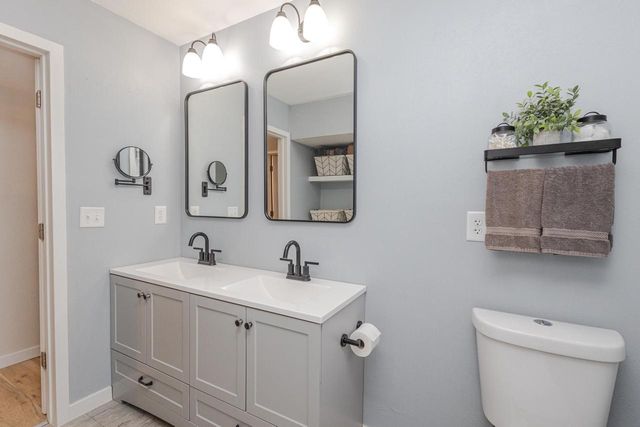 10341 W Vera AVENUE, Milwaukee, WI 53224