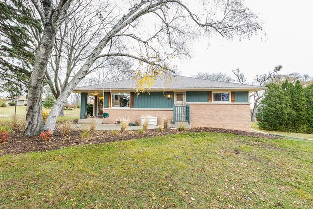 10341 W Vera AVENUE, Milwaukee, WI 53224