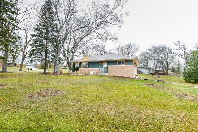 10341 W Vera AVENUE, Milwaukee, WI 53224