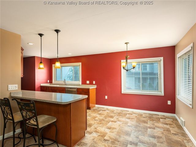 102 McKinley Avenue, Belle, WV 25015