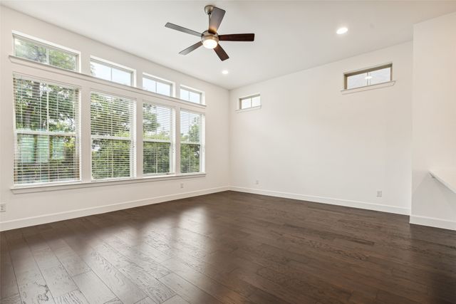 750 High Garden Place, Dallas, TX 75208