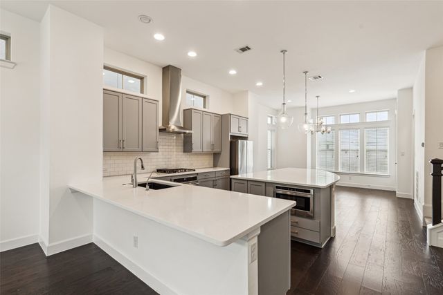 750 High Garden Place, Dallas, TX 75208