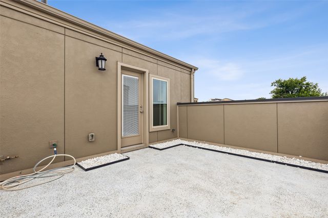 750 High Garden Place, Dallas, TX 75208