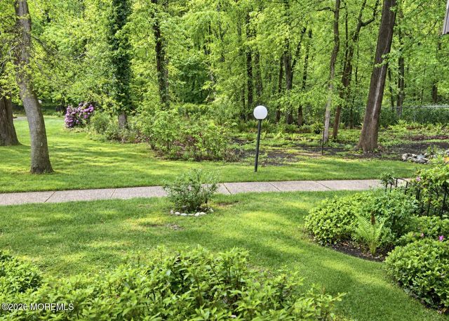 121 Lexington Court, Red Bank, NJ 07701