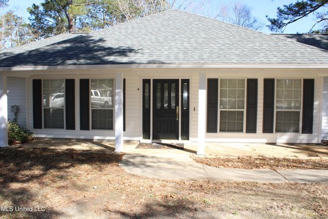 9300 Ridgeview Drive, Ocean Springs, MS 39564