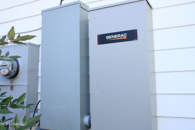 9300 Ridgeview Drive, Ocean Springs, MS 39564