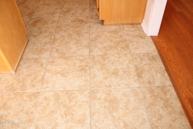 9300 Ridgeview Drive, Ocean Springs, MS 39564