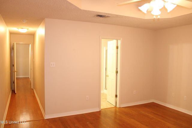 9300 Ridgeview Drive, Ocean Springs, MS 39564