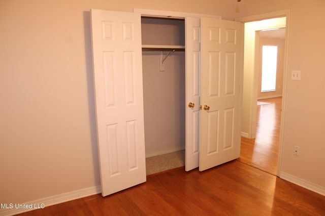 9300 Ridgeview Drive, Ocean Springs, MS 39564