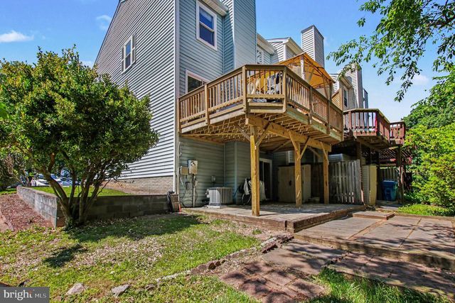 3738 BROOMSEDGE CT, Fairfax, VA 22033