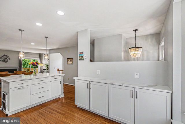 3738 BROOMSEDGE CT, Fairfax, VA 22033
