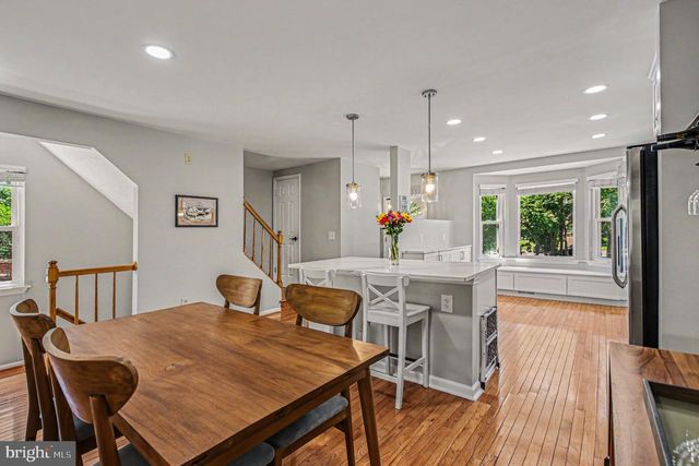 3738 BROOMSEDGE CT, Fairfax, VA 22033
