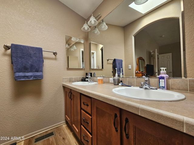 650 N Hawes Road 4830, Mesa, AZ 85207