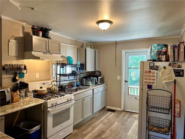 46 Elgin Street, Rochester, NY 14611