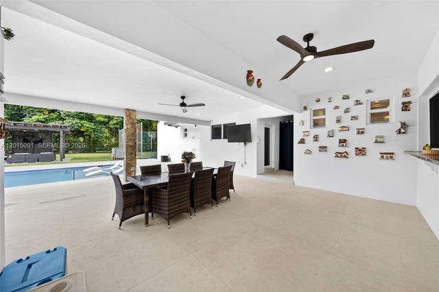 6650 SW 112th St, Pinecrest, FL 33156