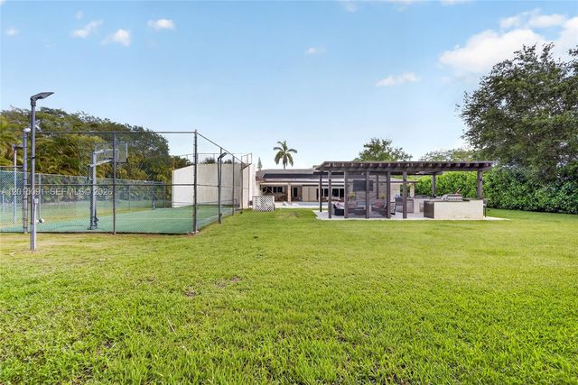 6650 SW 112th St, Pinecrest, FL 33156