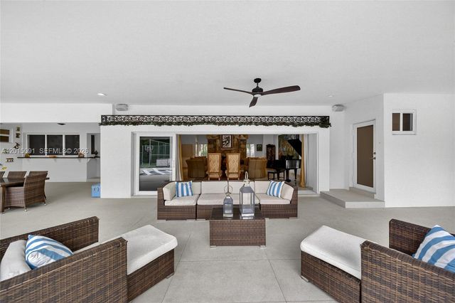 6650 SW 112th St, Pinecrest, FL 33156
