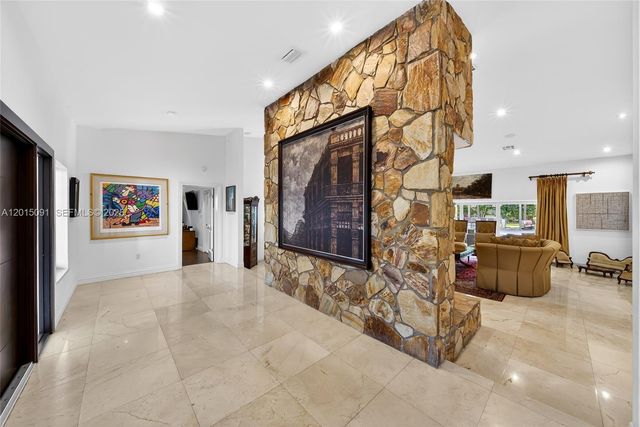 6650 SW 112th St, Pinecrest, FL 33156