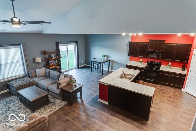 578 N Crystal Drive, Fortville, IN 46040