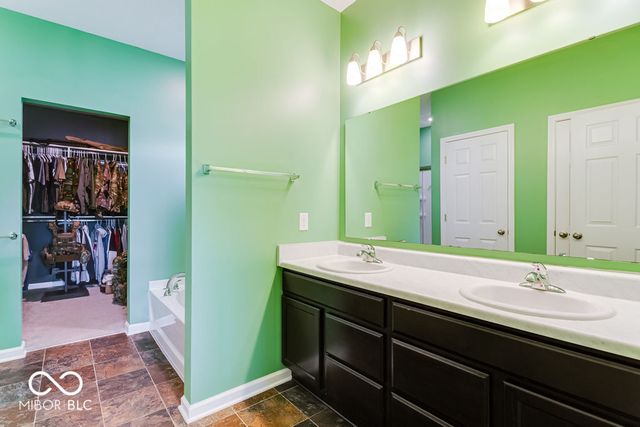 578 N Crystal Drive, Fortville, IN 46040