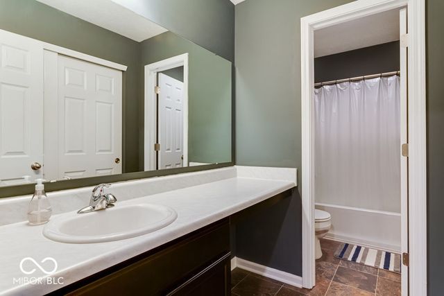 578 N Crystal Drive, Fortville, IN 46040