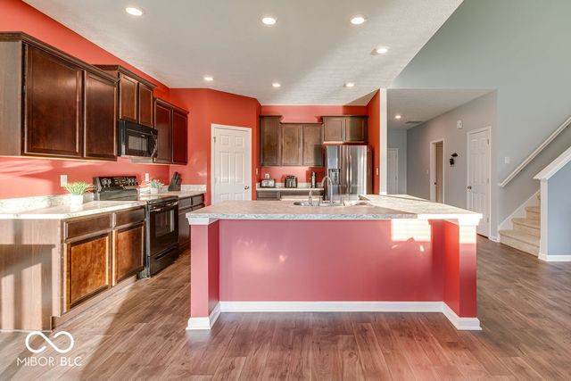 578 N Crystal Drive, Fortville, IN 46040