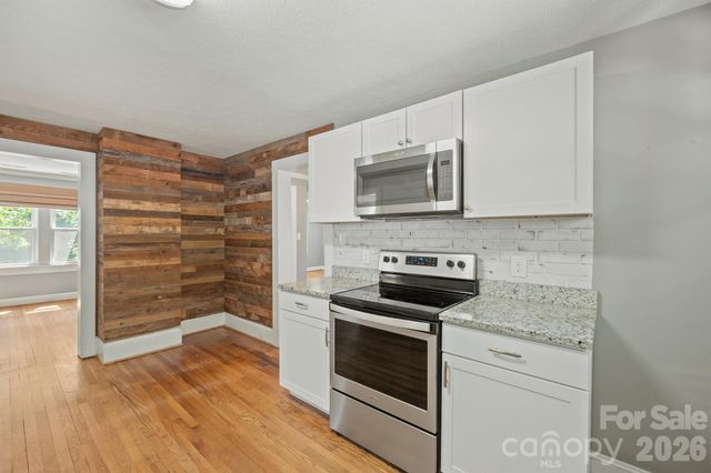 106 Cascade Street, Morganton, NC 28655