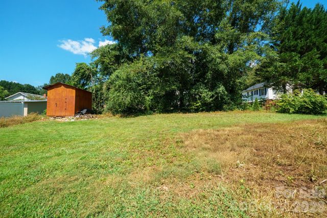 106 Cascade Street, Morganton, NC 28655