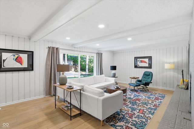 9130 Kenwood Drive, Indianapolis, IN 46260