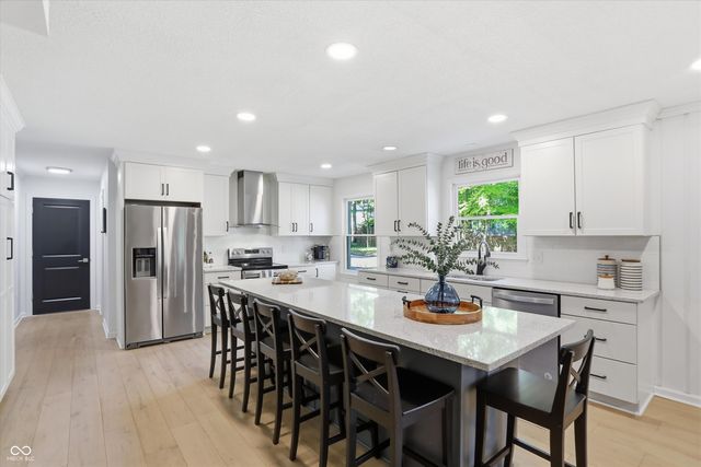 9130 Kenwood Drive, Indianapolis, IN 46260