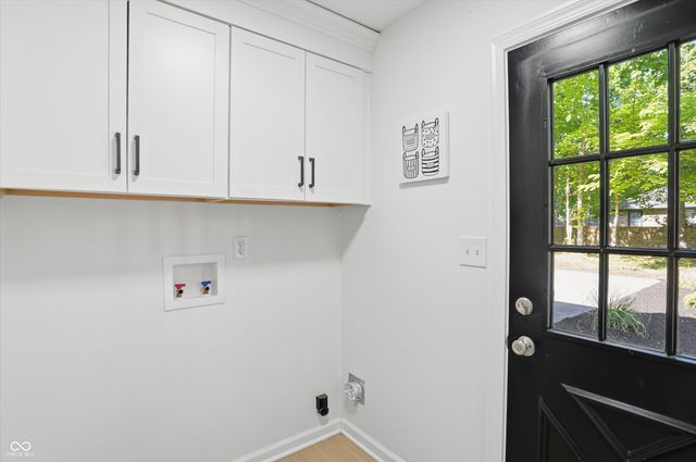 9130 Kenwood Drive, Indianapolis, IN 46260
