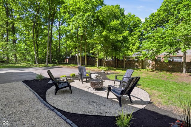 9130 Kenwood Drive, Indianapolis, IN 46260
