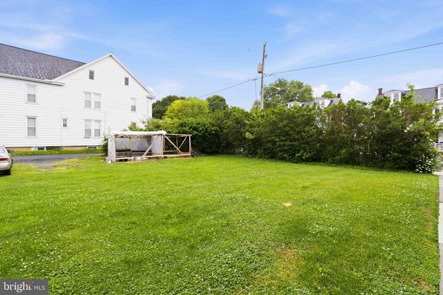 400 E MAPLE ST, Palmyra, PA 17078