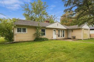 395 Oswego Street, Park Forest, IL 60466