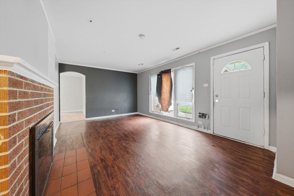 395 Oswego Street, Park Forest, IL 60466 — photo 2