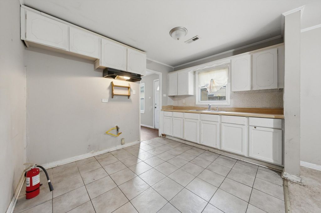 395 Oswego Street, Park Forest, IL 60466 — photo 5