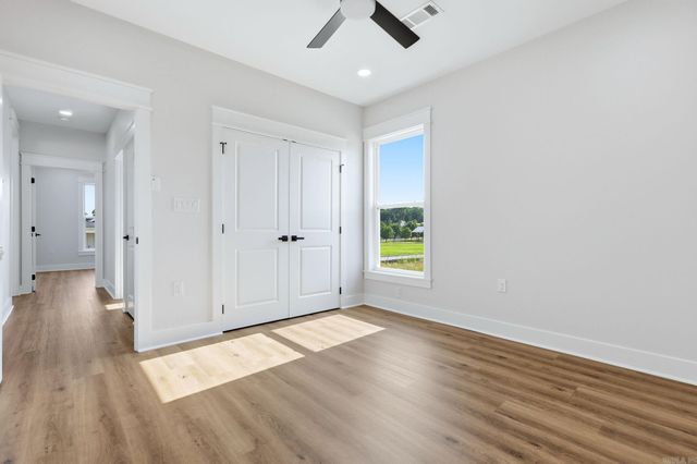 225 B Street, Bryant, AR 72022