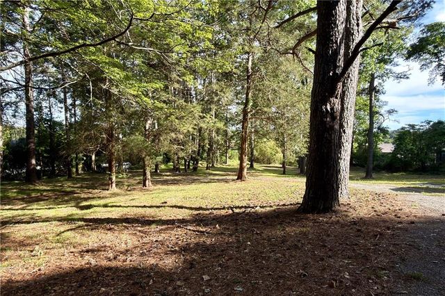 336 johnson dupree Lane, Acworth, GA 30102