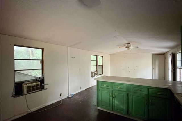 336 johnson dupree Lane, Acworth, GA 30102