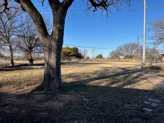 3028 NE Pioneer Park, Lawton, OK 73507