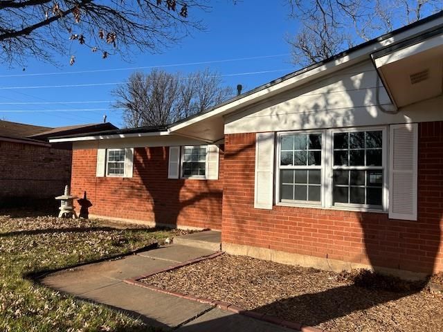 3028 NE Pioneer Park, Lawton, OK 73507