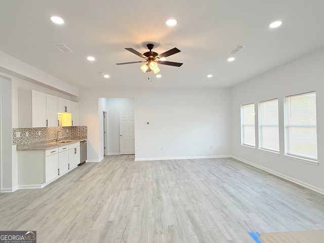 44 Dew Lake Court, Grayson, GA 30017