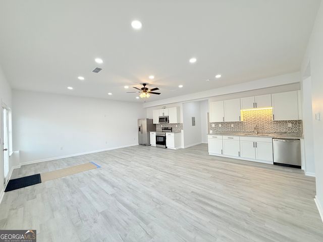 44 Dew Lake Court, Grayson, GA 30017