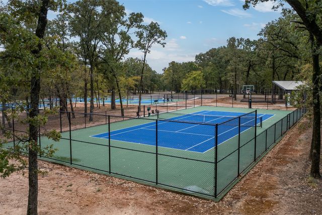 375 St. Andrews Drive, Mabank, TX 75156